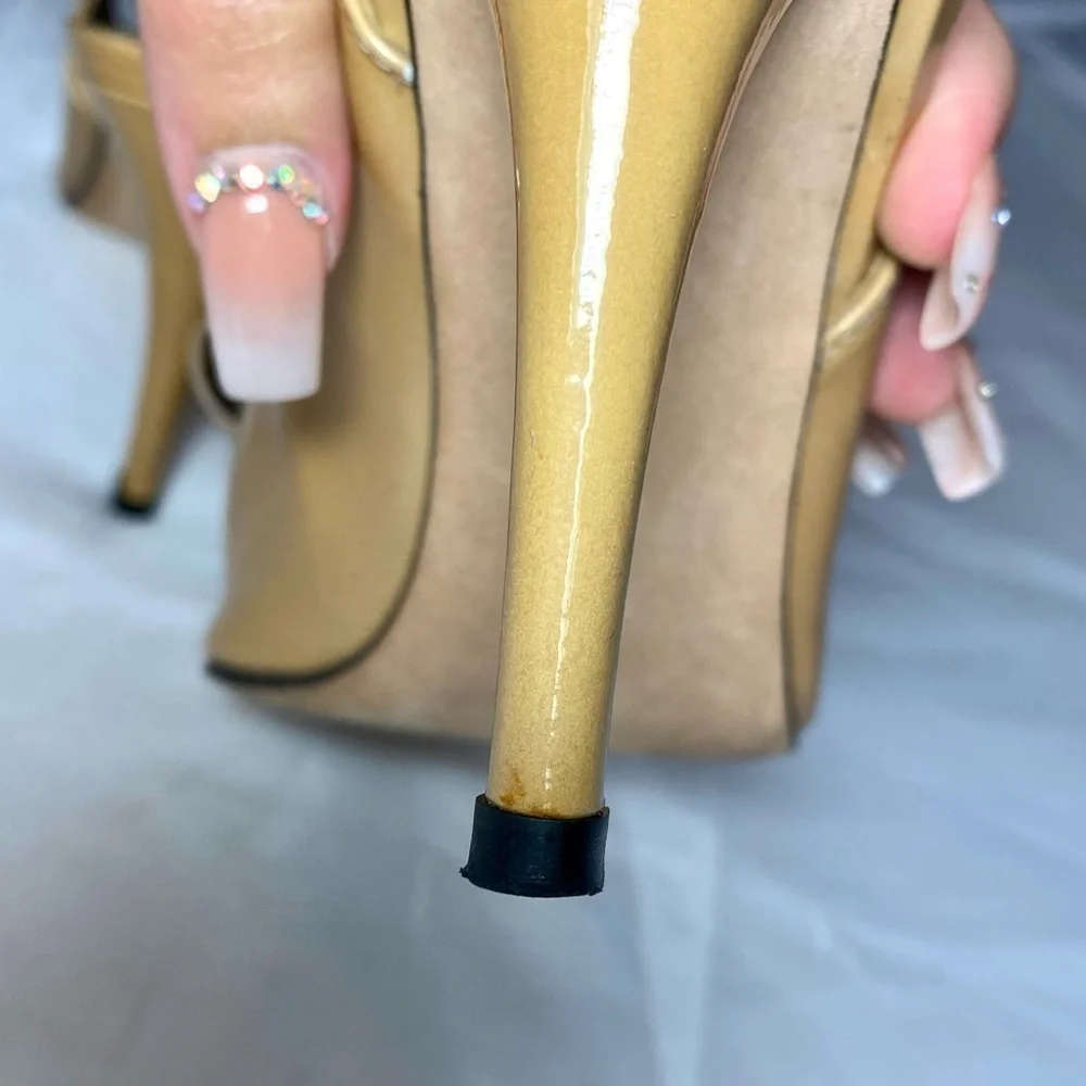 Stuart Weitzman patent leather sling back peep toe heels with bow size 9